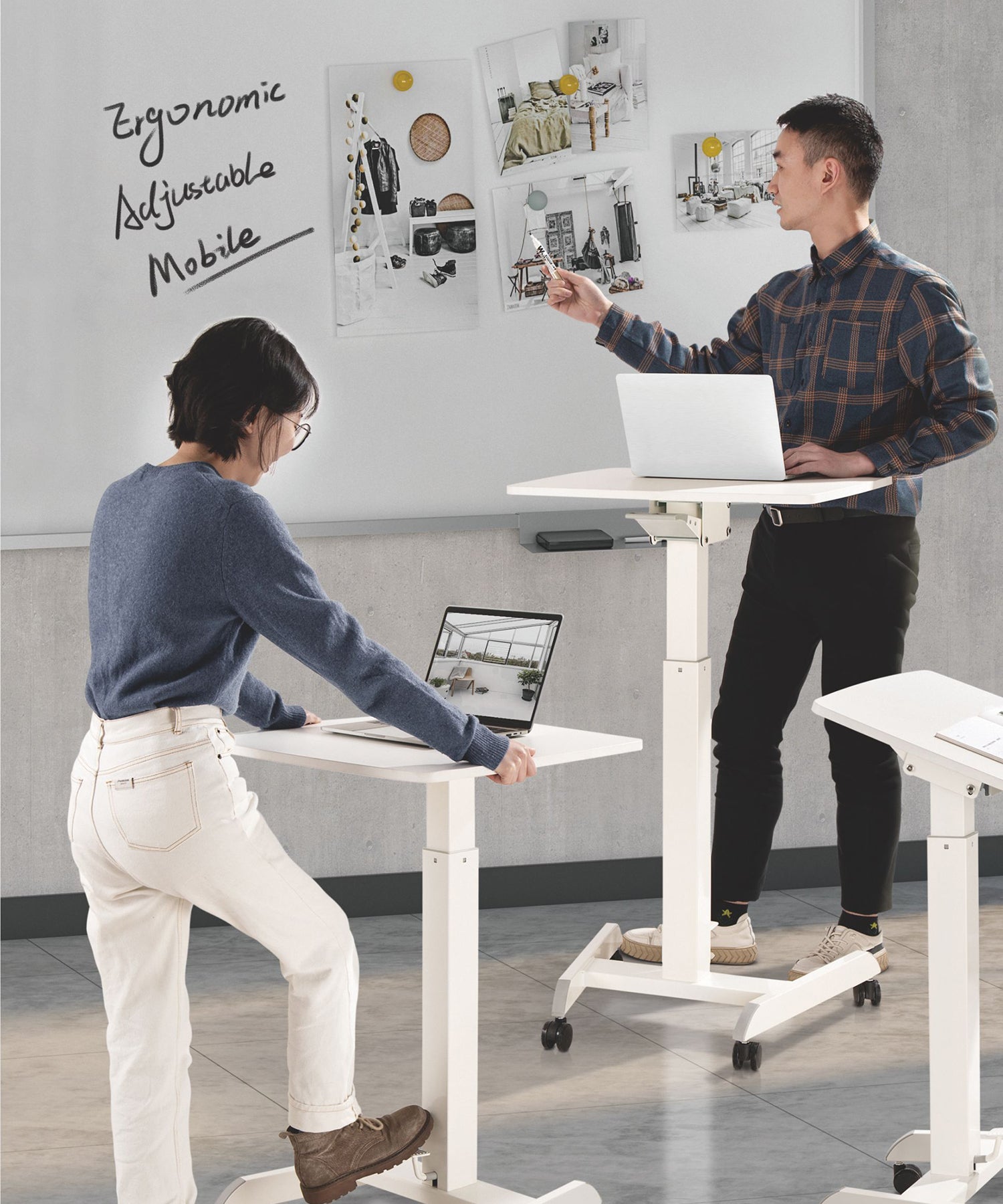 OCOMMO Mobile Standing and Tilting Workstation